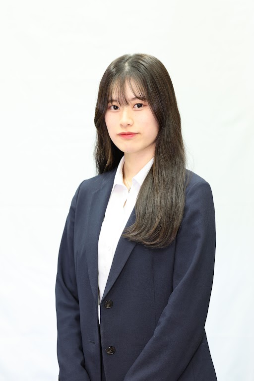 真坂奈央子